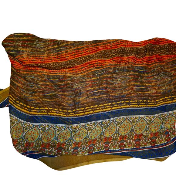 Subhata design patterned scarf wrap - Picture 1 of 2